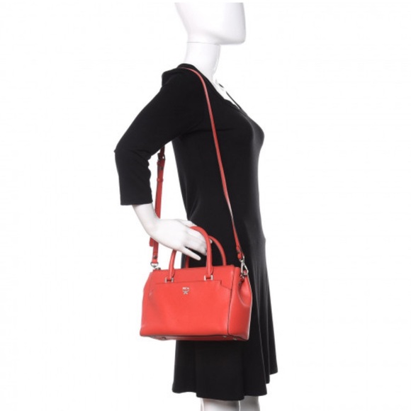 MCM Poppy Leather Elda Tote/Crossbody - Picture 4 of 17